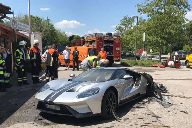  سوپراسپرت فورد GT مدل ۲۰۱۷ در آلمان آتش گرفت