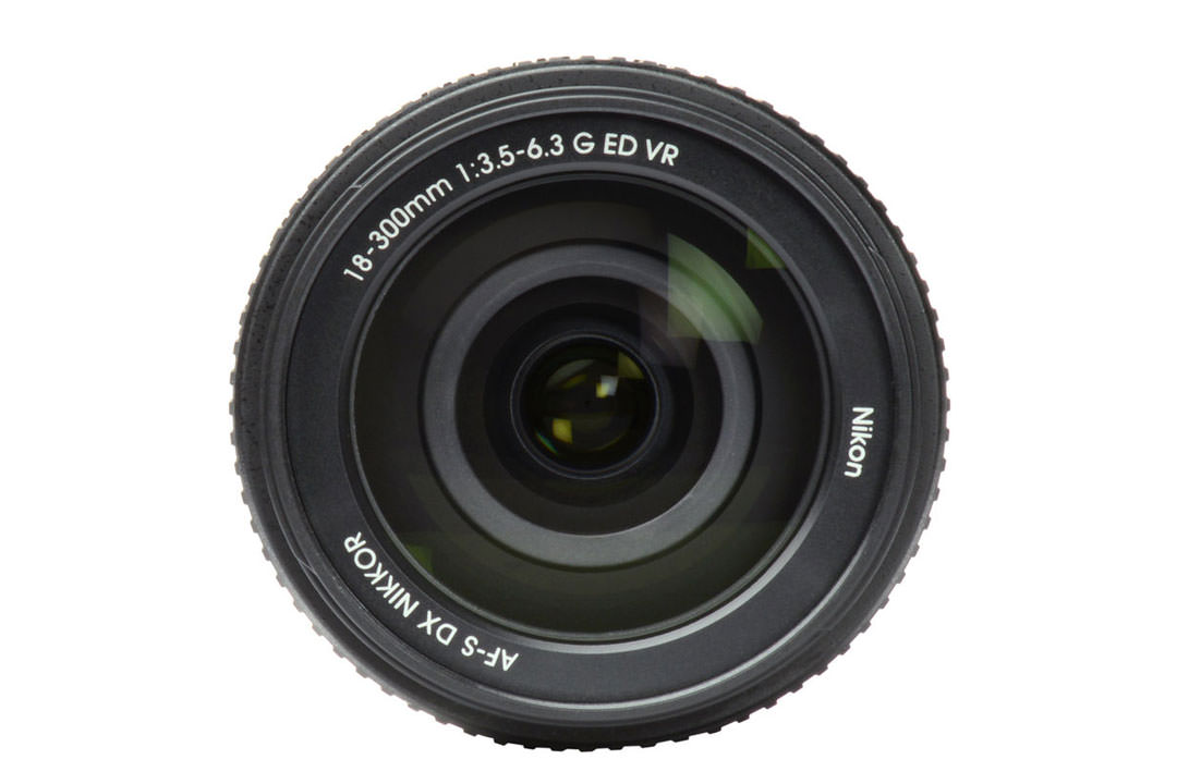 Nikon AF-S DX Nikkor 18-300mm F3.5-6.3G ED VR	