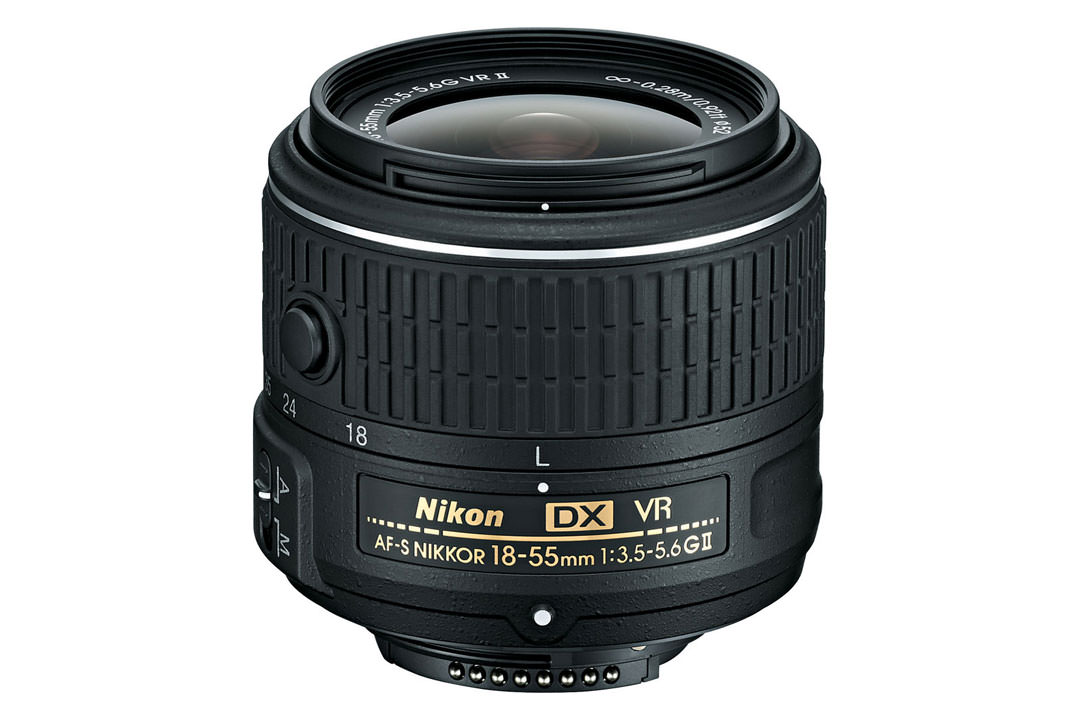 Nikon AF-S DX Nikkor 18-55mm f/3.5-5.6G VR II	