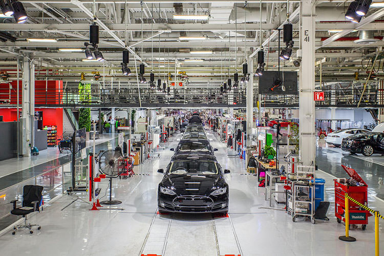 Tesla Gigafactory / گیگافکتوری تسلا خودروی الکتریکی