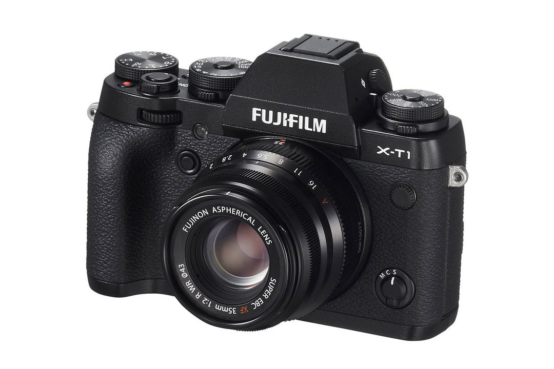 Fujifilm XF 35mm F2 R WR	