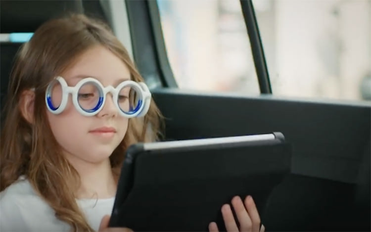 عینک سیتروئن، اختراعی برای درمان سرگیجه در خودرو