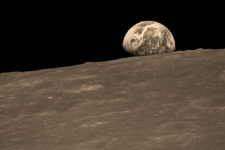 پژوهش جدید: کره ماه احتمالا در زمان‌های دور زیست پذیر بوده است