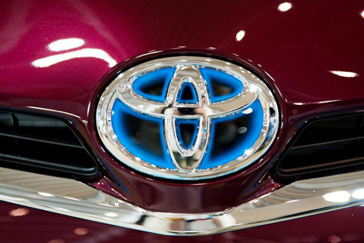 Toyota Honolulu car-sharing / خدمات اشتراک سواری تویوتا