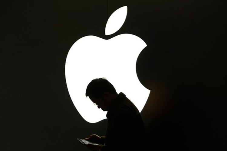 کارمند سابق اپل به سرقت فناوری خودران برای چین، متهم شد