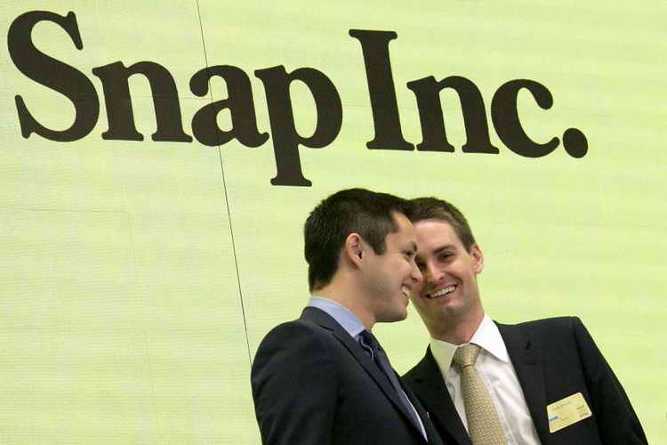ارزش سهام شرکت Snap برای اولین بار به زیر ۱۰ دلار رسید