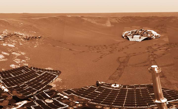 مریخ‌نورد آپورچونیتی ژانویه سال ۲۰۰۴ سه هفته پس از دوقلوی خود، مریخ‌نورد اسپیریت، روی مریخ فرود آمد