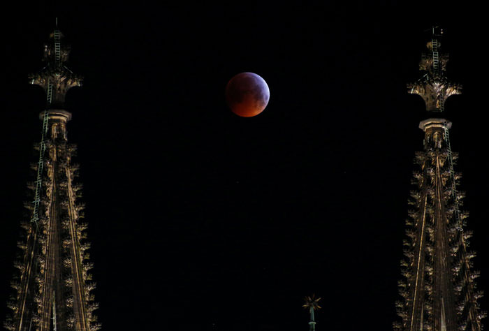 ماه گرفتگی / Lunar eclipse