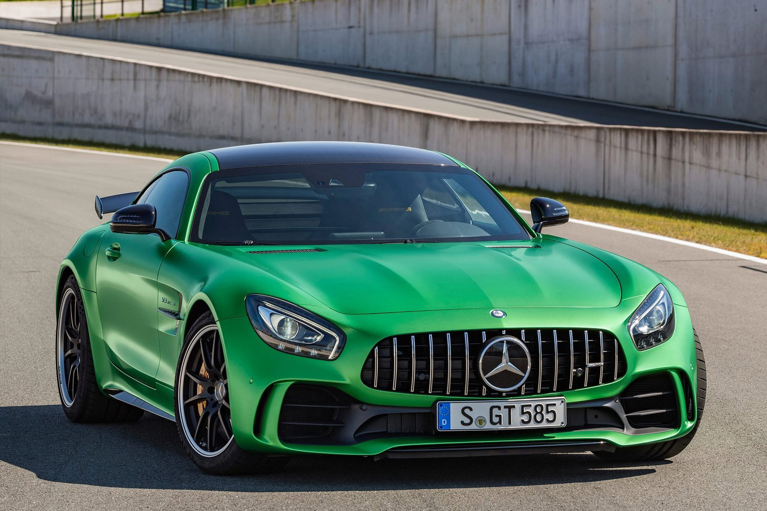 mercedes benz gt r