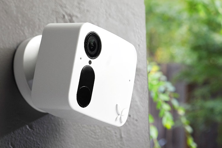 شرکت Ooma از دوربین مدار بسته هوشمند Smart Cam رونمایی کرد