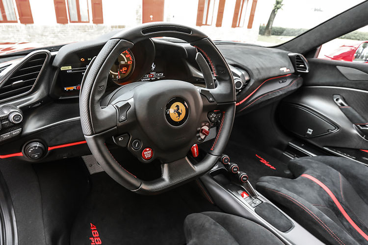Ferrari / فراری