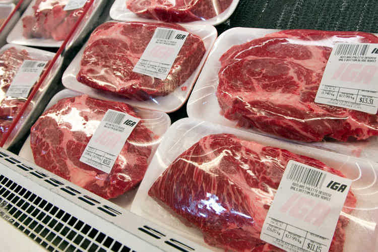 کاهش مصرف گوشت قرمز مزیت سلامتی ندارد!