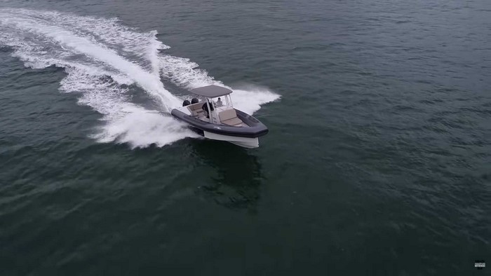 Iguana X100 Amphibious Boat
