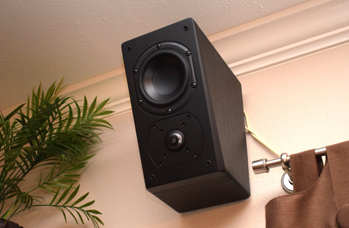 اسپیکرهای دیواری/ height speakers
