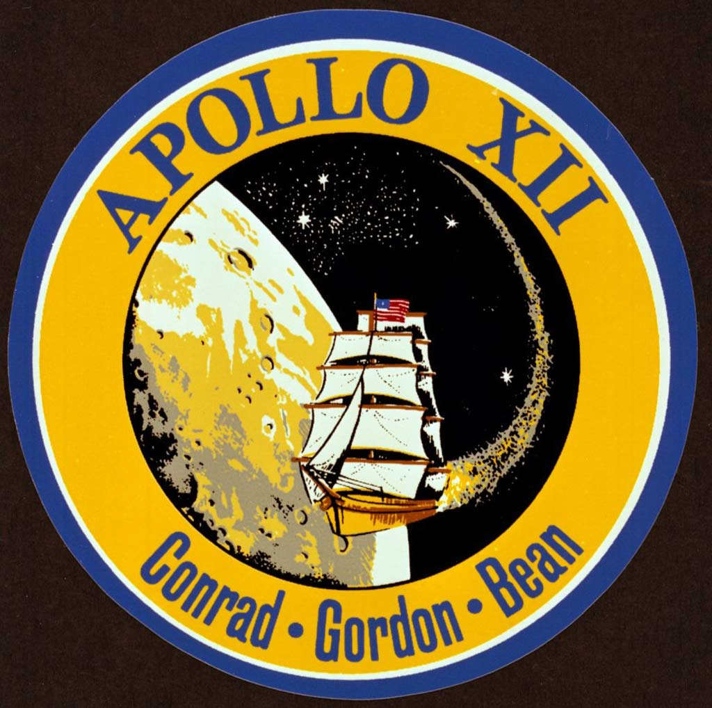 نشان رسمی ماموریت آپولو ۱۲