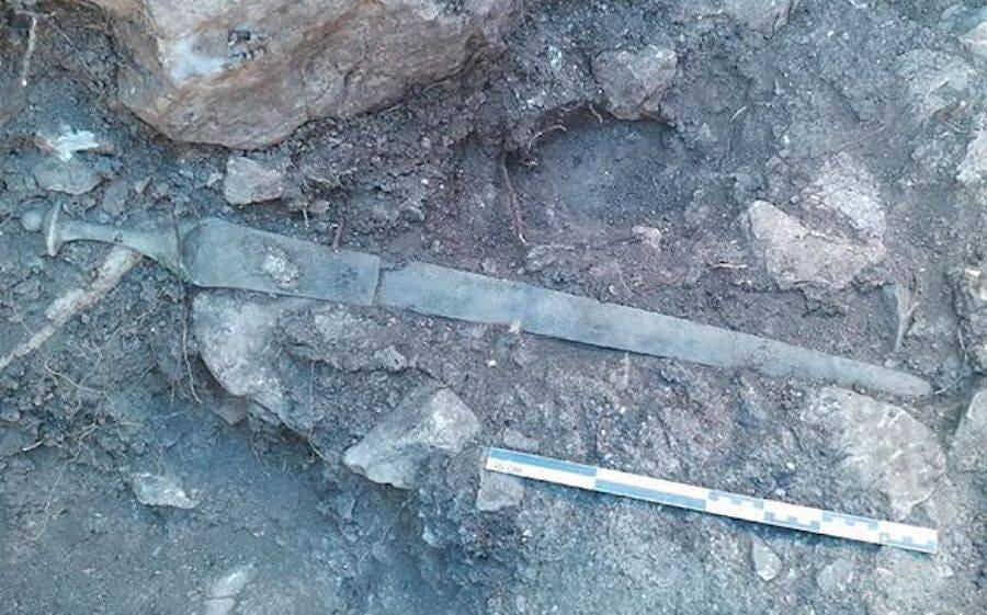 کشف یک شمشیر ۳۲۰۰ ساله در اسپانیا
