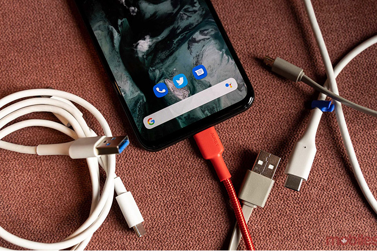 گوگل پیکسل 4 با برخی کابلهای USB شارژ نمیشود
