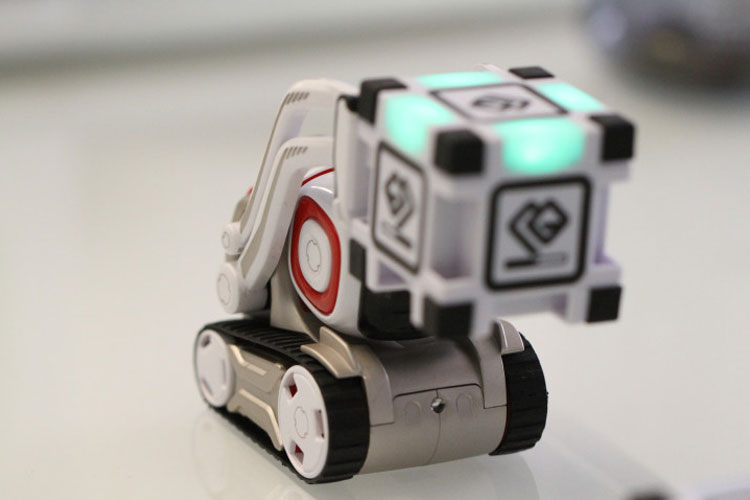 کوالکام پلتفرم جدید تحقیق و توسعه‌ روباتیک معرفی کرد