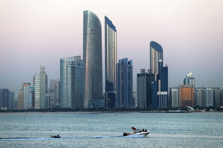 داستان تشکیل گروه هکری امارات متحده با همکاری مأموران سابق امنیت آمریکا