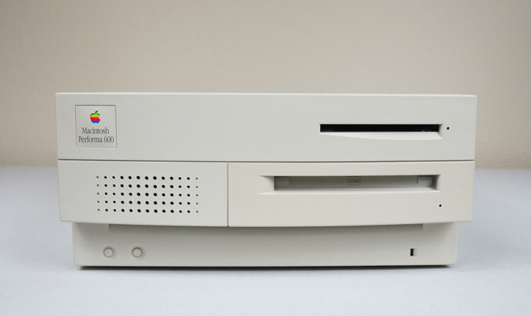 مکینتاش Macintosh Performa 600CD