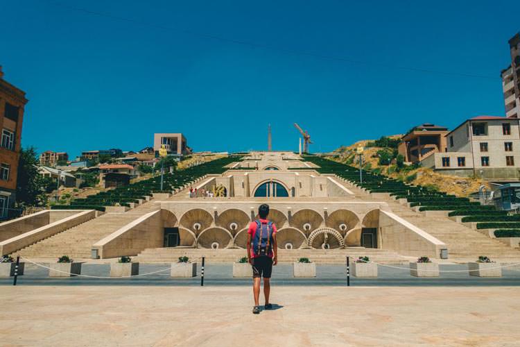 کارت گردشگری ایروان؛ بسته‌ای برای تجربه سفر ارزان به ارمنستان