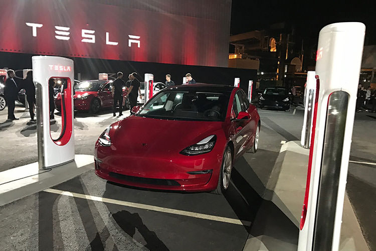 Tesla Model 3 / تسلا مدل 3