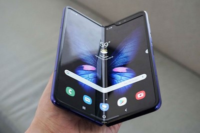 طراحی مدل بعدی گوشی هوشمند تاشدنی سامسونگ متفاوت خواهد بود
