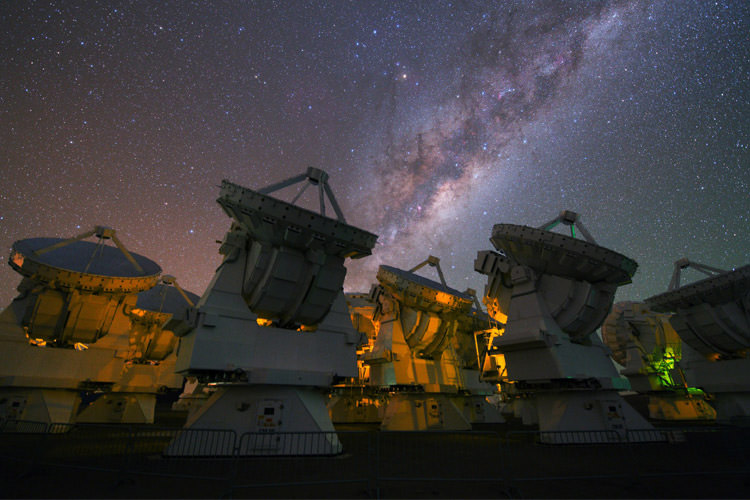 آینده عکاسی از سیاه چاله‌ها: هدف بعدی تلسکوپ EHT چیست؟