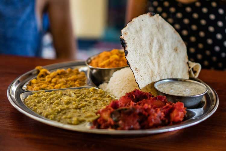 خوشمزه‌ترین غذاهای هندی را در کدام رستوران‌های دهلی امتحان کنیم؟