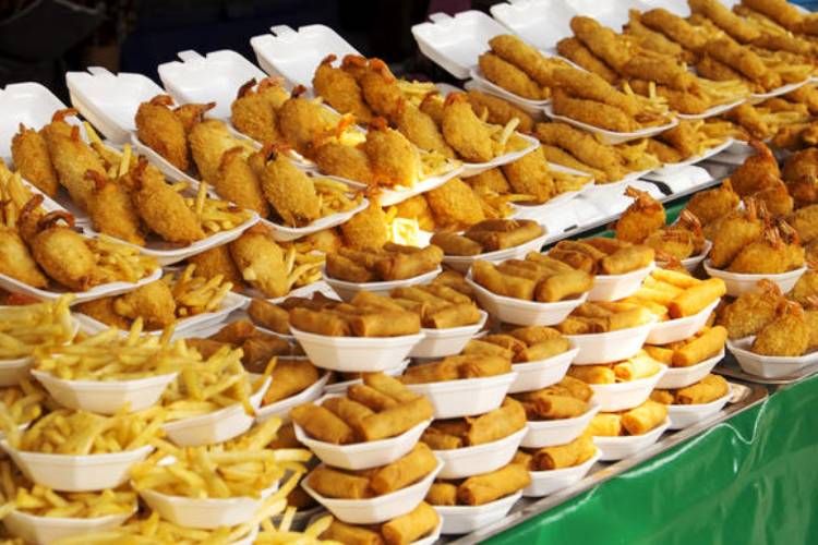 عادات غذایی بد، مرگبارتر از مصرف سیگار هستند