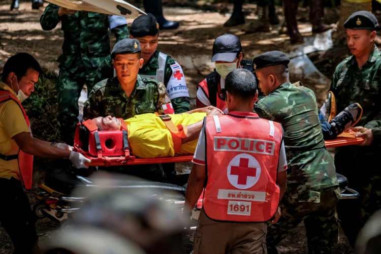 نوجوانان تایلندی محبوس در غار، پس از نجات چگونه درمان شدند
