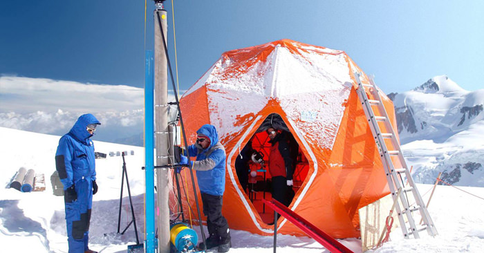 پژوهشگران قطب جنوب