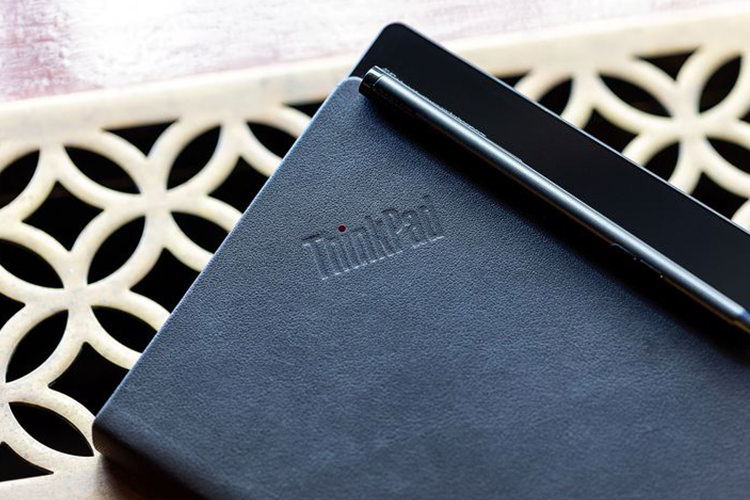 پی‌سی تاشدنی ThinkPad X1