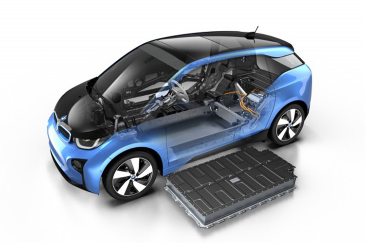 آشنایی با فناوری باتری در خودروهای برقی