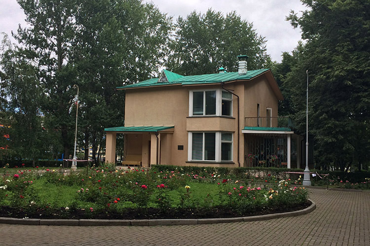 گشتی در خانه موزه‌ سرگئی کارالیوف؛ معمار برنامه فضایی شوروی
