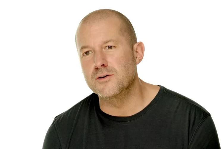 مهمترین و خاطره‌انگیزترین ویدئوهای معرفی محصولات اپل با صدای جانی آیو
