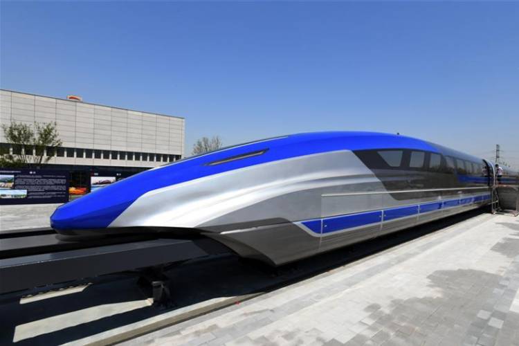 ساخت قطار شناور در چین، سریع‌تر از هواپیما
