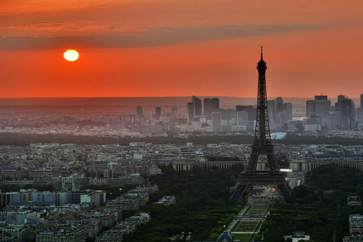 موج گرمای شدید در اروپا؛ رکورد دمای هوا در فرانسه به ۴۵.۱ درجه‌ رسید