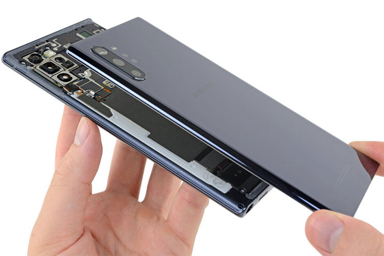 امتیاز پایین تعمیرپذیری گلکسی نوت 10 پلاس در کالبدشکافی iFixit