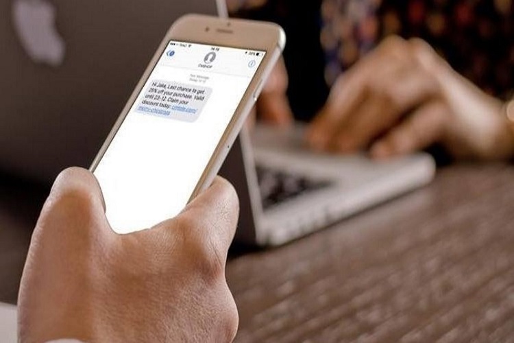 هزینه پیامک رمز پویا برخی بانکها هنوز برعهده مشتری است