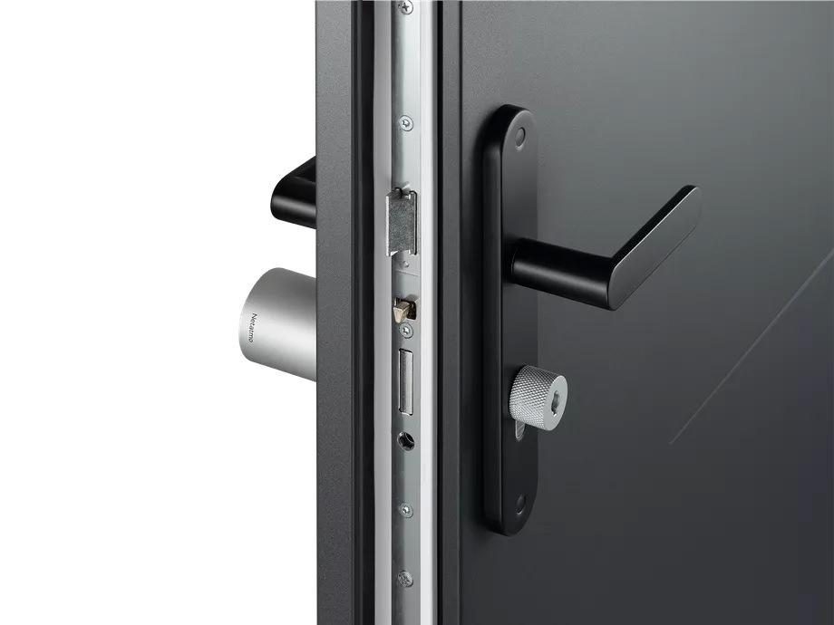 قفل و کلید هوشمند نتاتمو مجهز به NFC / Netatmo NFC smart lock key