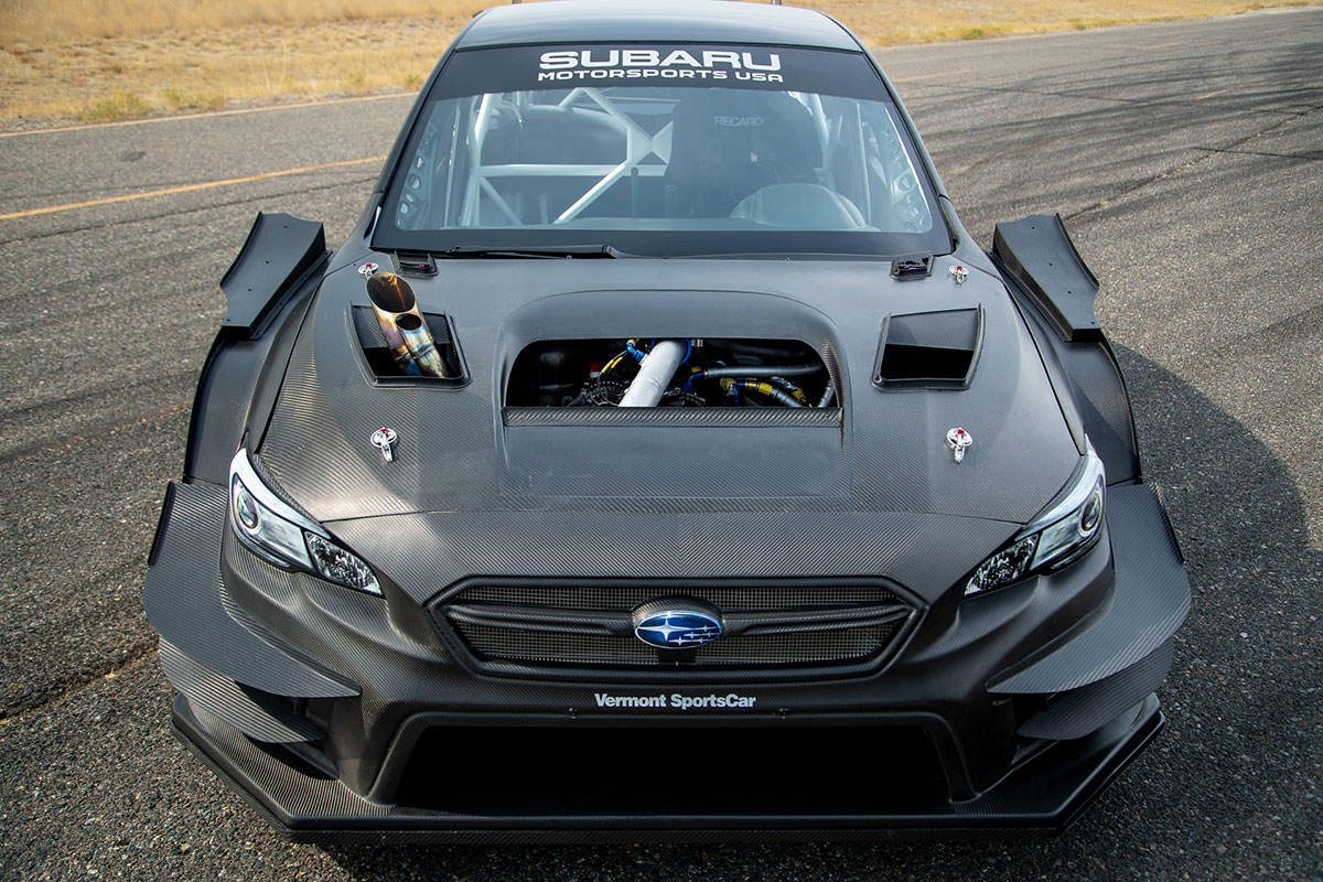 نمای بالا خودرو سوبارو WRX STI / Subaru  سیاه رنگ
