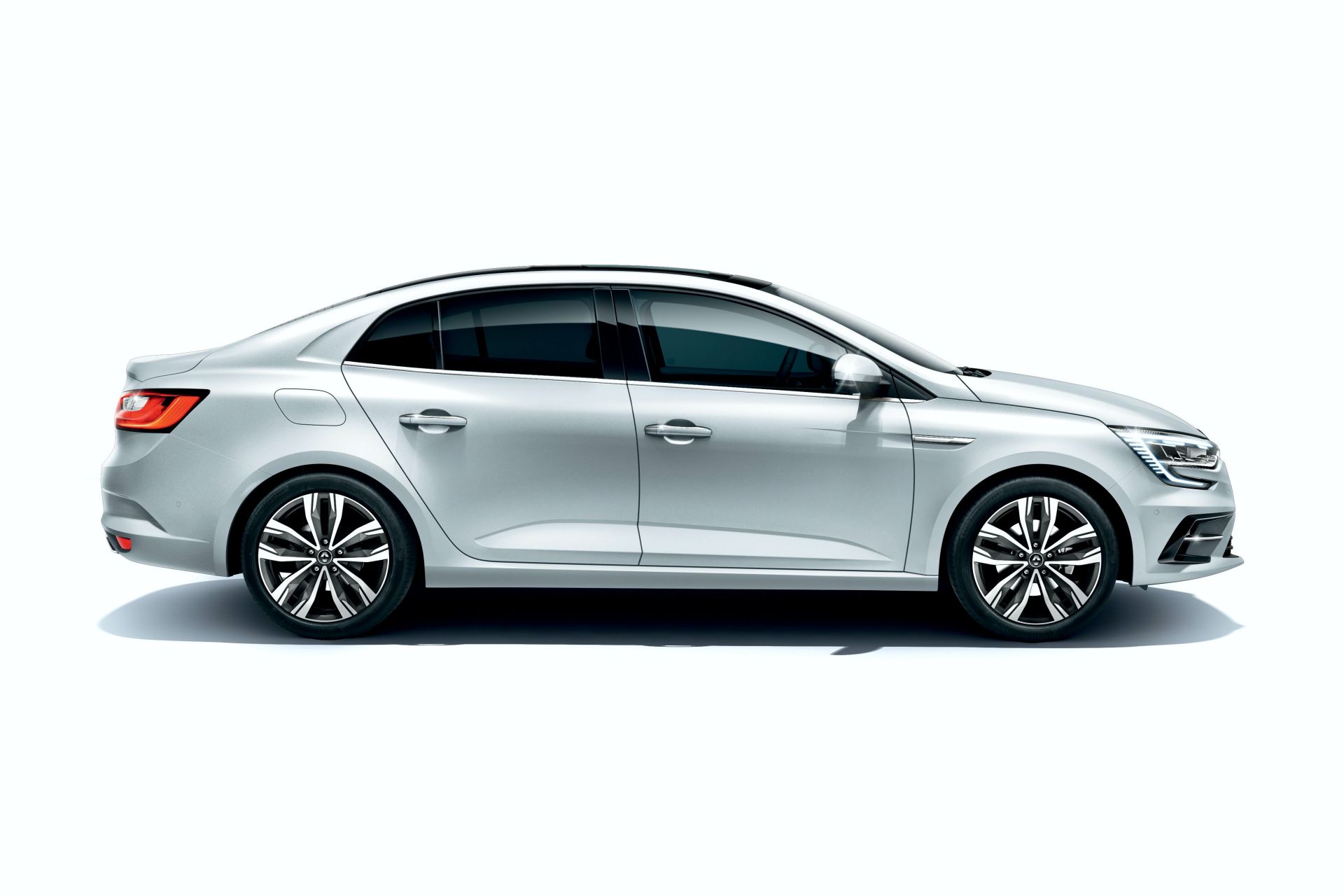 Renault Megane Sedan مگان صندوق دار 2021