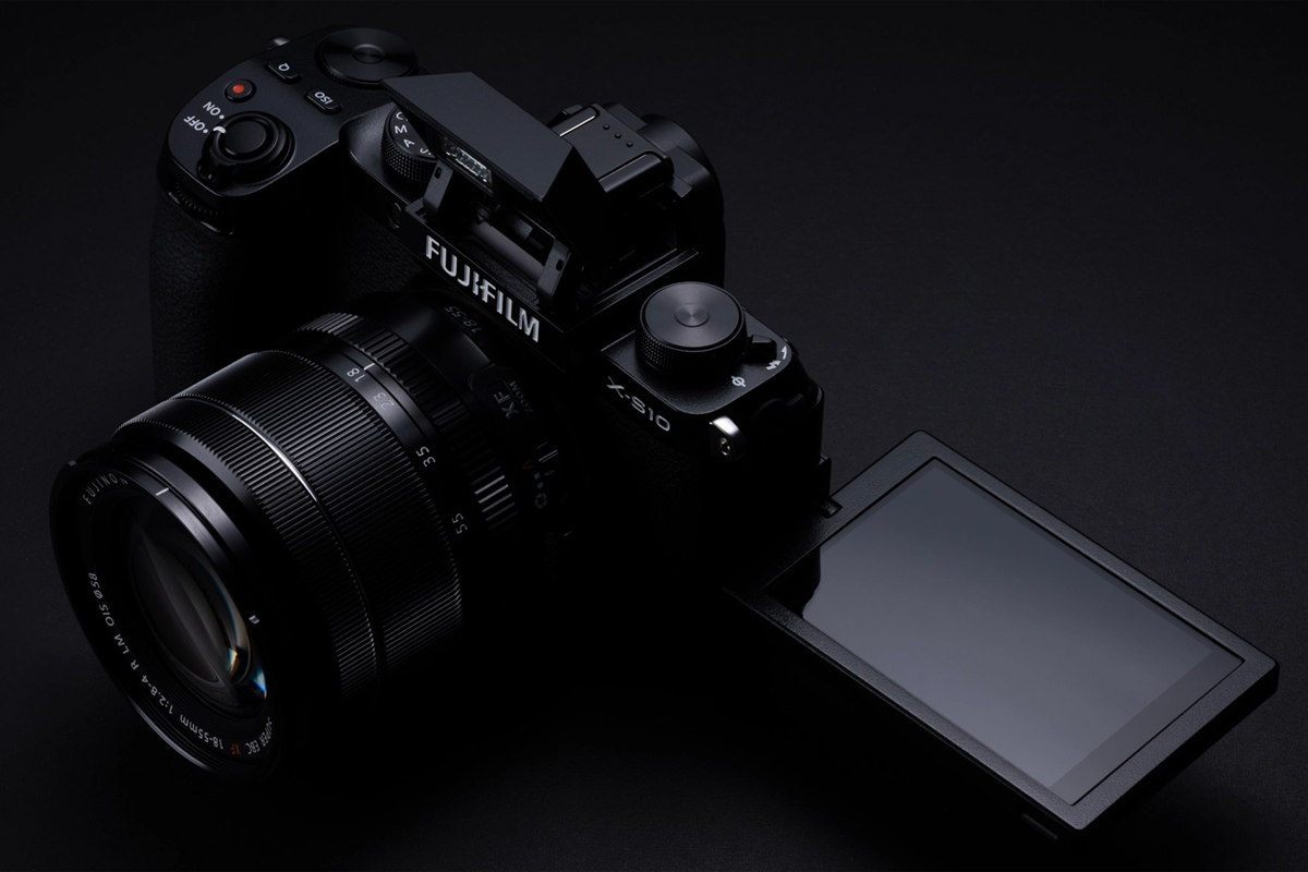دوربین فوجی فیلم X-S10 معرفی شد