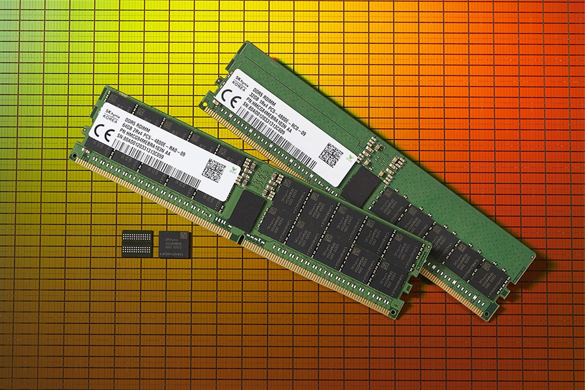 نمای پشت و جلو اولین ماژول DDR5 دنیا SK Hynix