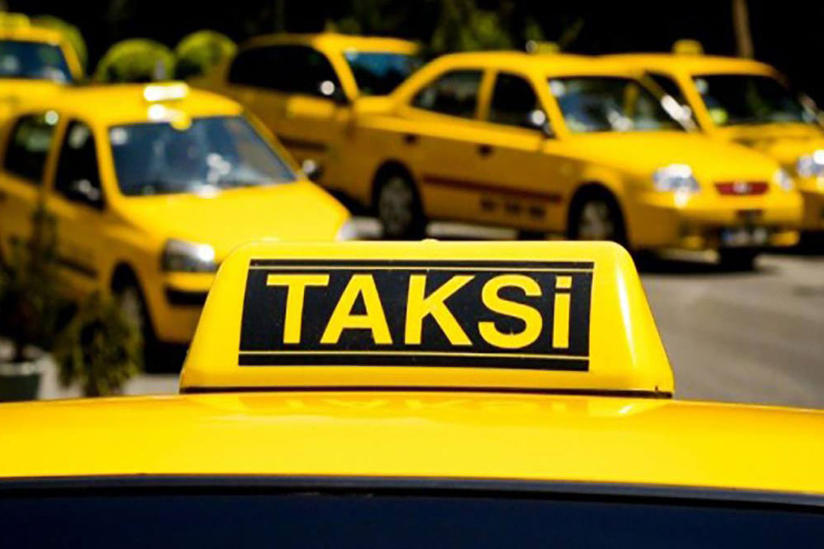 نابودی کسب‌وکارهای خرد در طرح بارکد واحد برای پرداخت آنلاین تاکسی