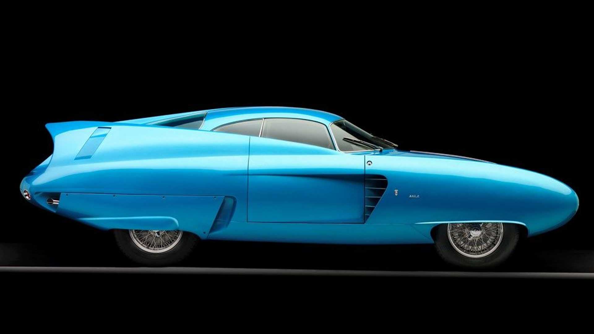 نمای جانبی خودروی مفهومی آلفا رومئو / Alfa Romeo B.A.T. Concept Car با رنگ آبی
