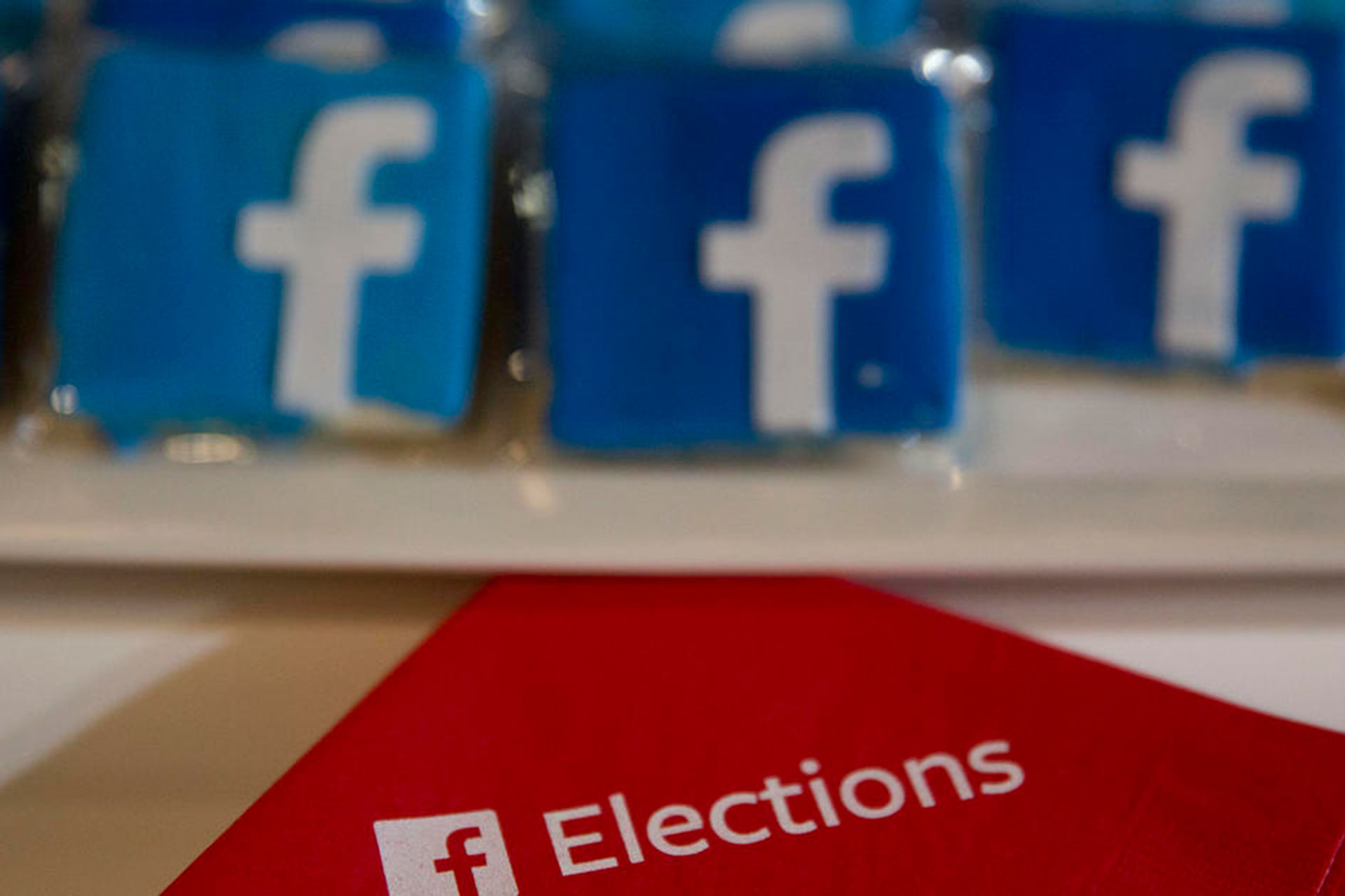 ممنوعیت انتشار تبلیغات سیاسی در فیسبوک