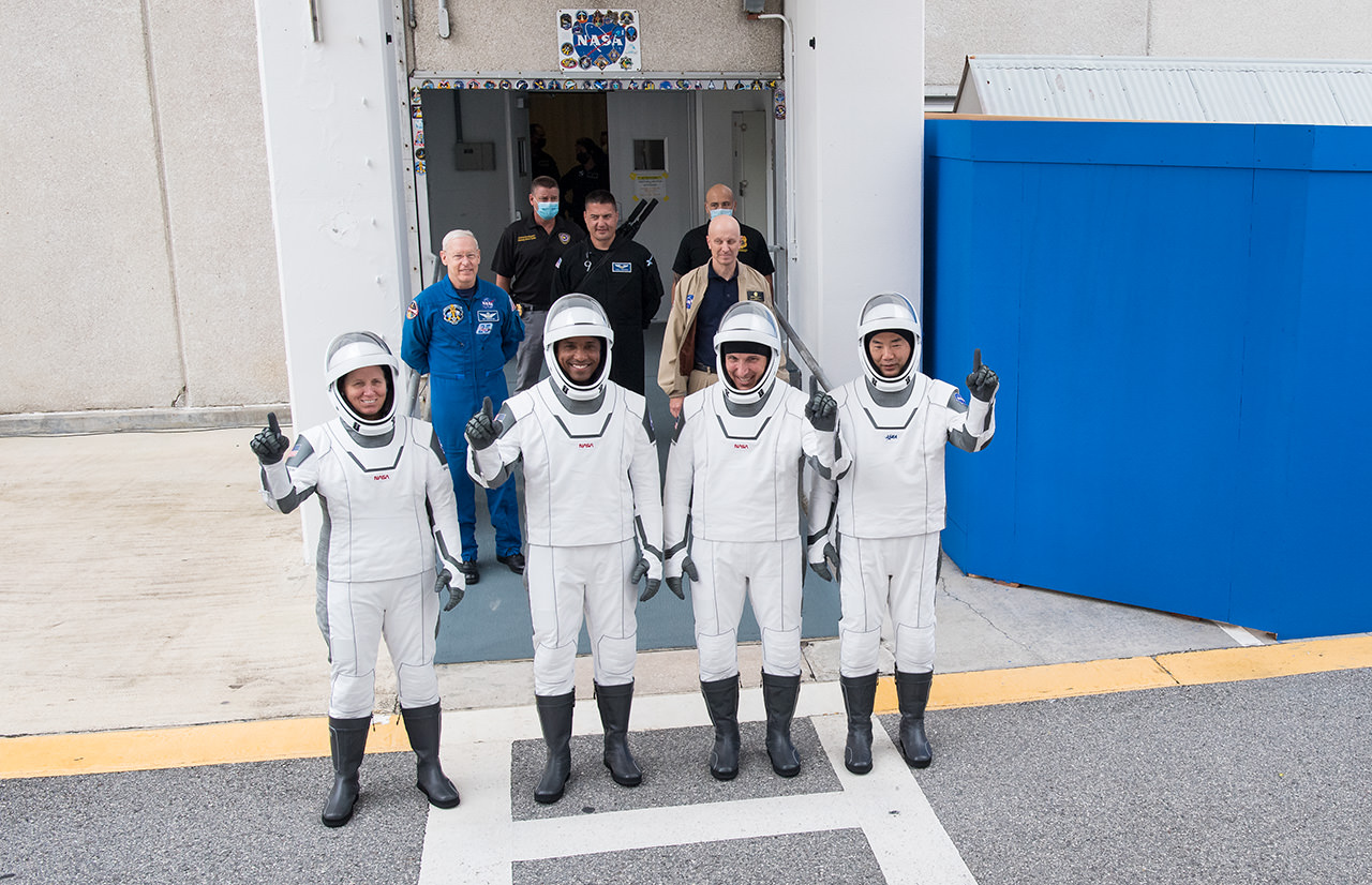 فضانوردان عضو خدمه ماموریت Crew-1
