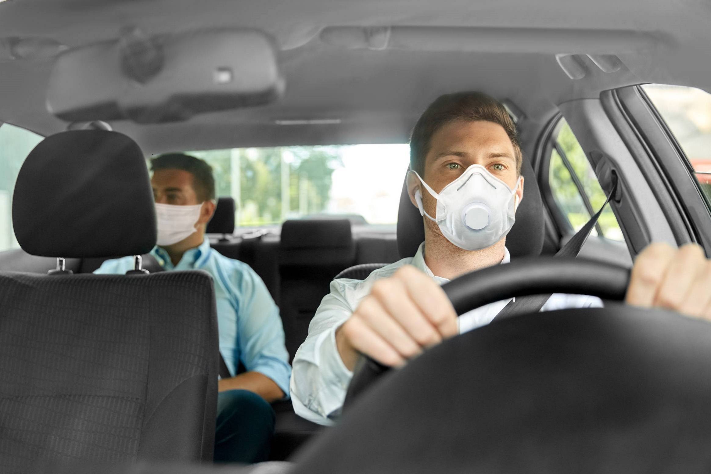 چگونه جریان هوای درون اتومبیل روی خطر انتقال کووید ۱۹ اثر دارد